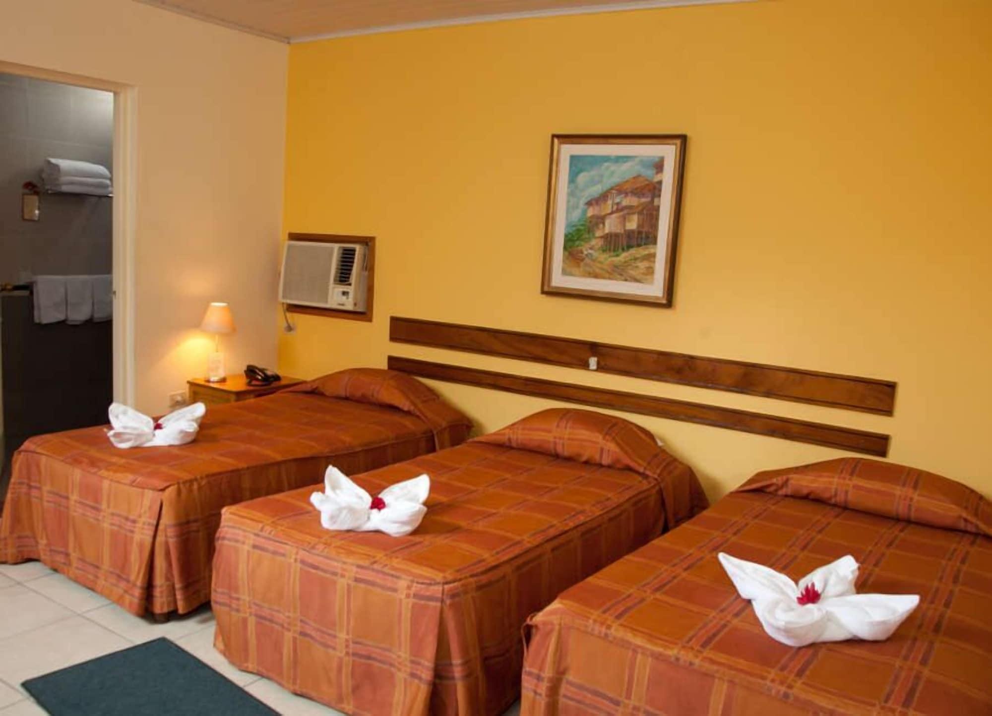 Hotel Acosta Ікітос Екстер'єр фото